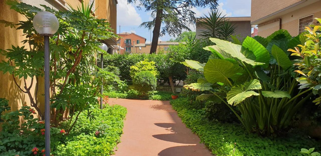 Bed and Breakfast In Terrazza Da Giusy Rom Exterior foto